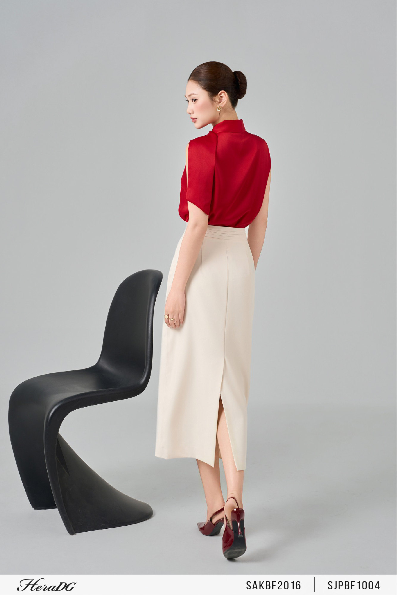 Ảnh của Áo kiểu cổ buộc nơ